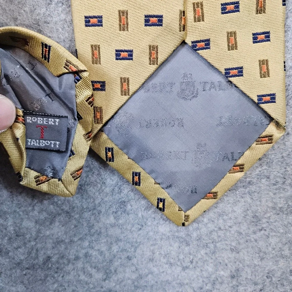 Robert Talbott Gold Geometric Hand Sewn Silk Neck Tie 58x4 Preppy Church Office‎